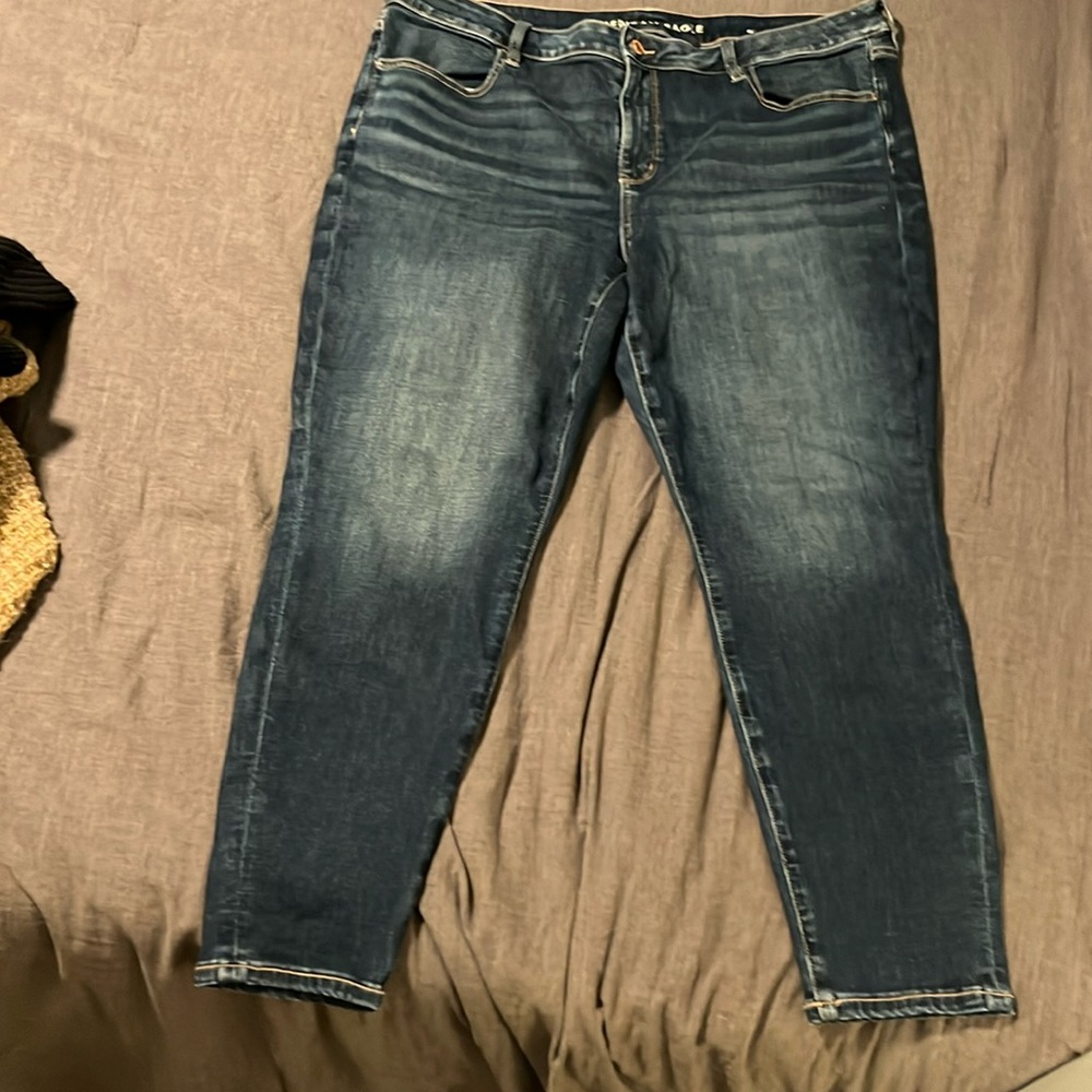 American eagle medium wash denim skinny jeans
